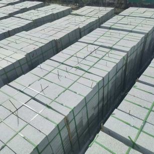 岳阳 芝麻白1.8公分火烧300*600地铺，清仓大甩卖