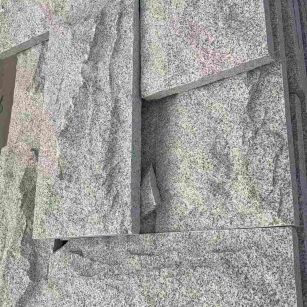 岳阳 芝麻白自然面花岗岩成品板