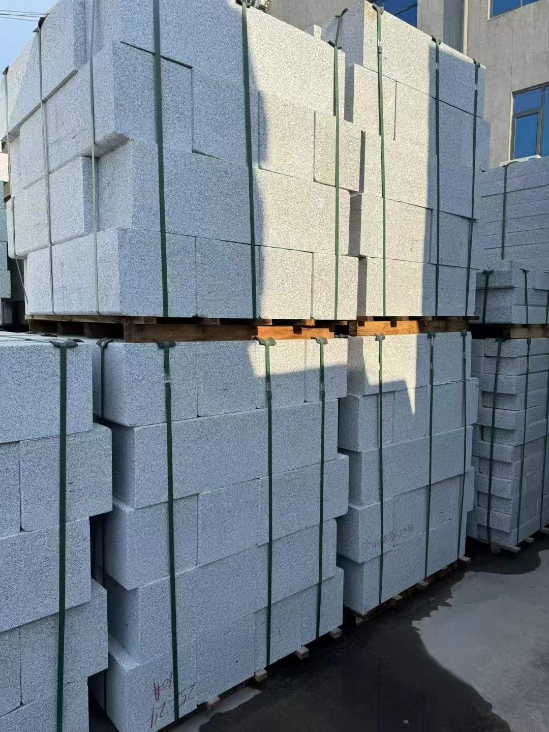 岳阳 芝麻白路沿石