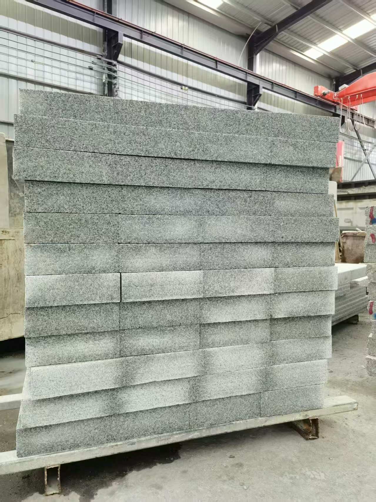 岳阳 芝麻白10公分300*600广场地铺，A料定制，尺寸标准，厚薄均匀